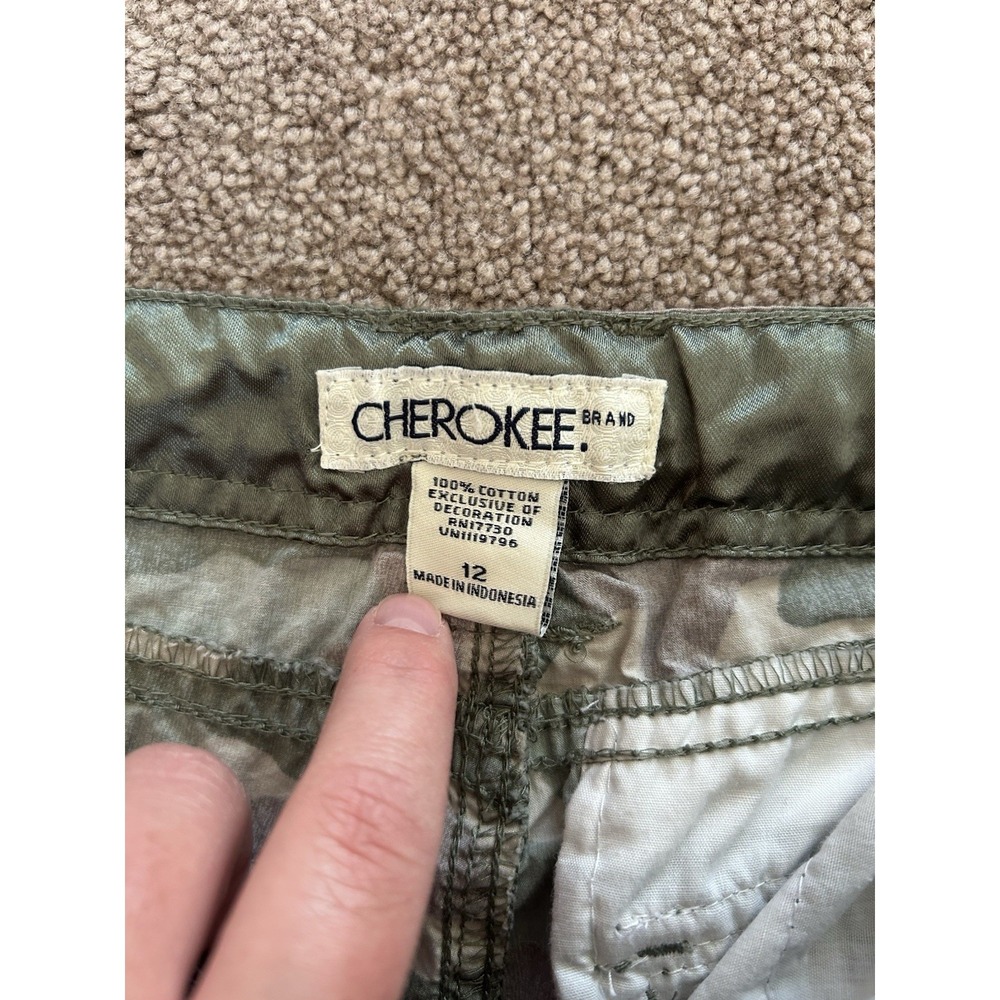 Vintage Y2K Cherokee Children's Cargo Pants Size 12 Camo W Embroidered Flowers - Picture 3 of 8